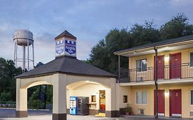 Knights Inn Point South Yemassee